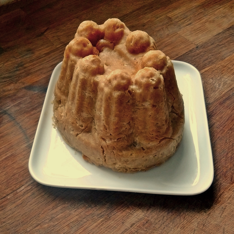 Jelly-mould Plough Pudding