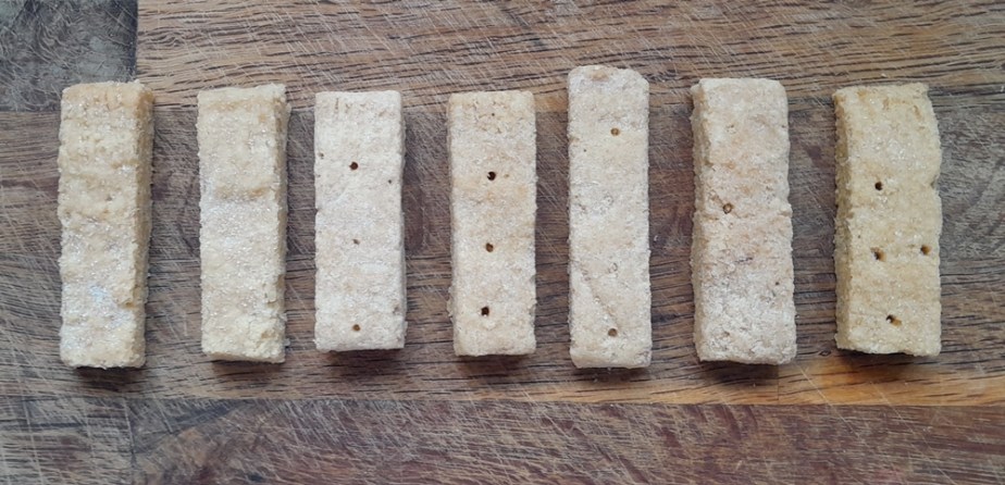 Shortbread Variations: From the left, classic (butter, sugar, flour), then with: cornflour, rice flour, semolina, ground rice, ground almonds, polenta