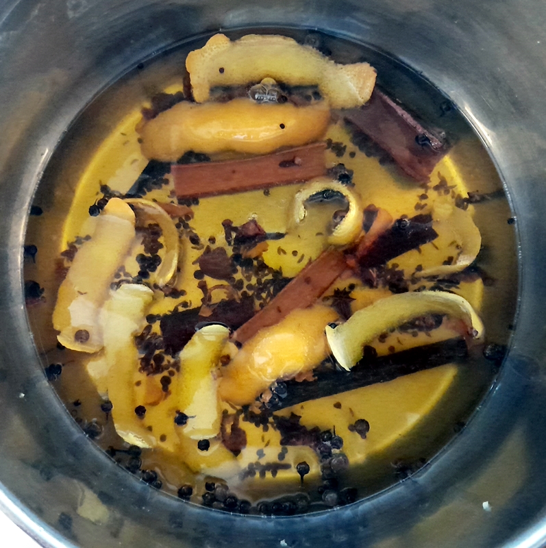 Spiced butter with different whole spices